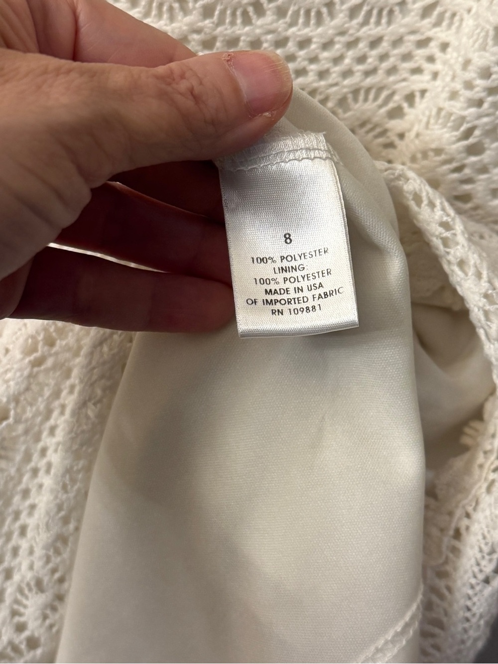 Isabel & Nina White Crochet Mini Dress with Liner Womens 8 - Picture 3 of 6